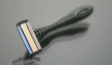 Picture shows plastic shaver