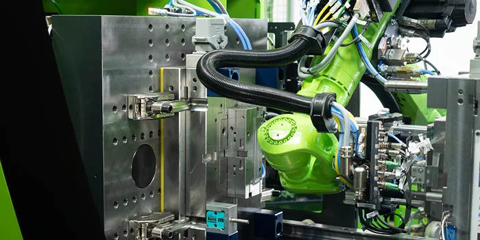 Engel　e④ ▷ Injection molding machine for precision plastic parts - ENGEL