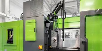 Picture shows compact design of sprue pickers from ENGEL