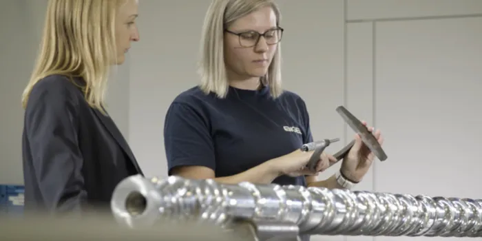 图为 ENGEL 在塑化领域的建议