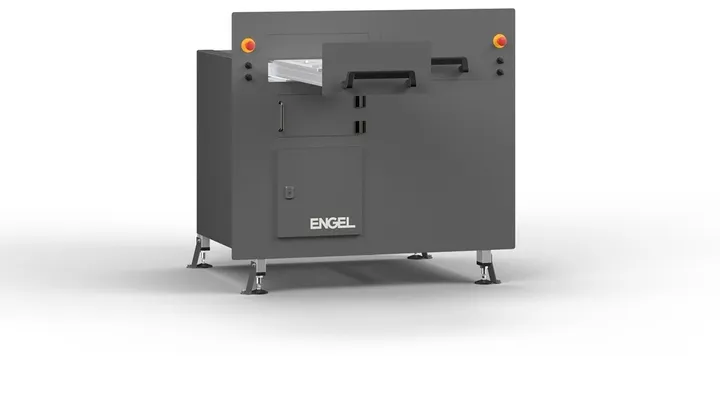 Image shows double sliding table from ENGEL