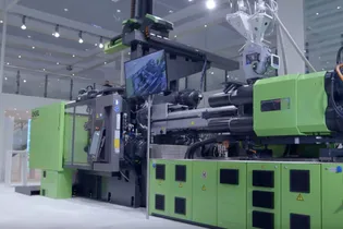 Video shows production of large-volume decorative packaging parts