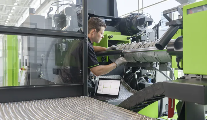 На фото представлен контроль состояния от ENGEL