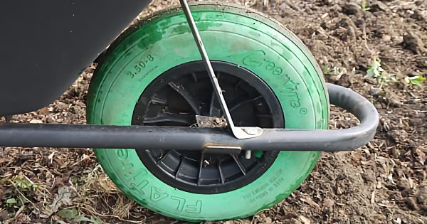 puncture proof wheelbarrow tyre