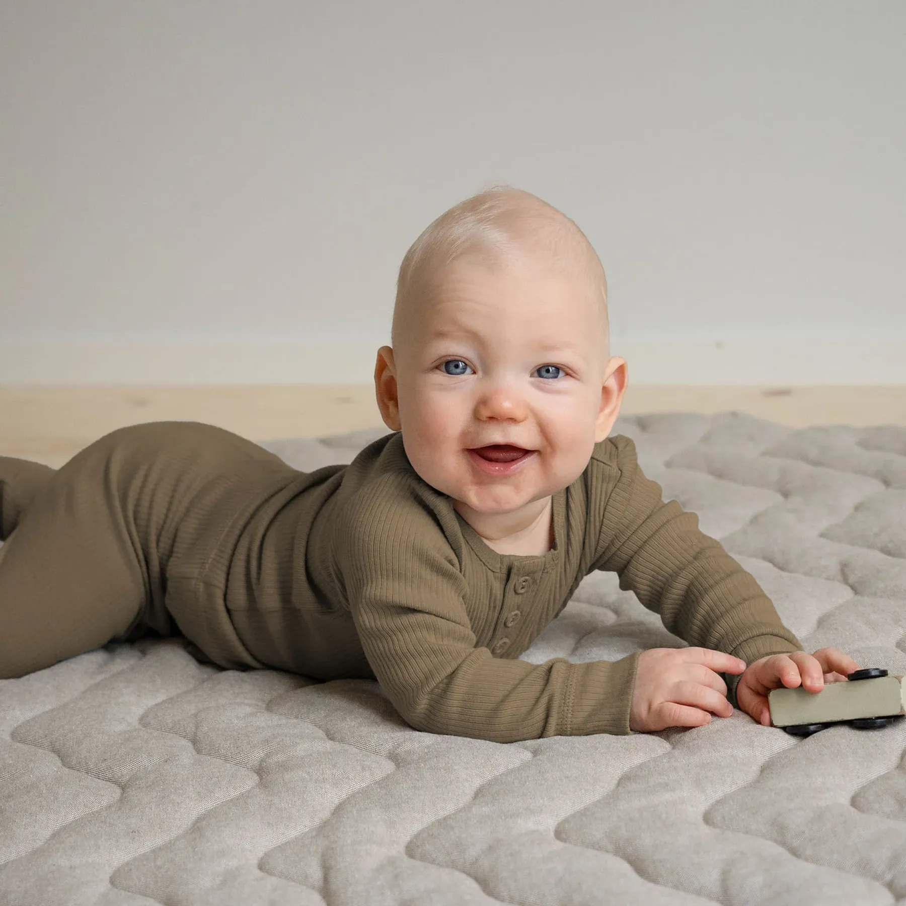 Saltea pentru activități, PILVI - 3