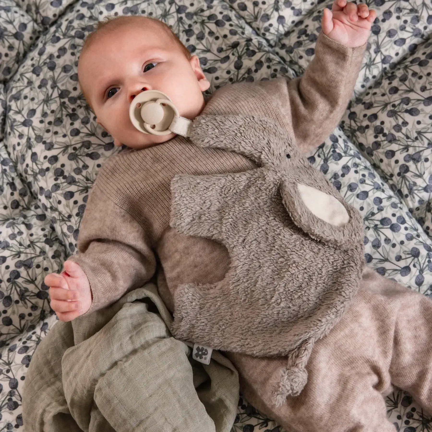 Jucărie păturică din bumbac organic, cu suport de suzetă, Fanto - 3