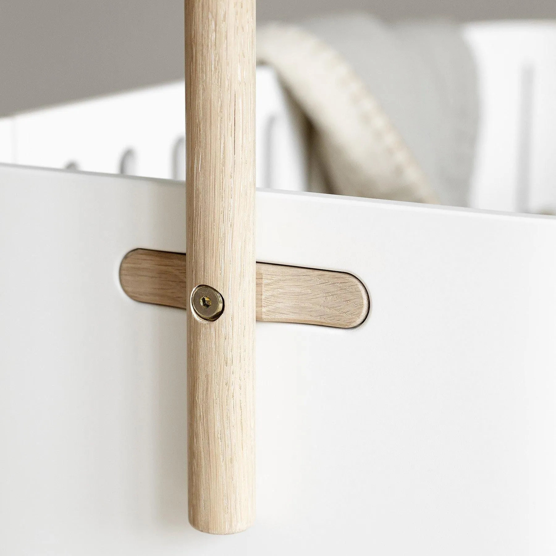 Holder for wood Co-Sleeper - 4