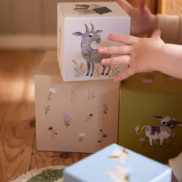 Cuburi stivuibile din carton - 2