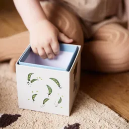 Cuburi stivuibile din carton - 3