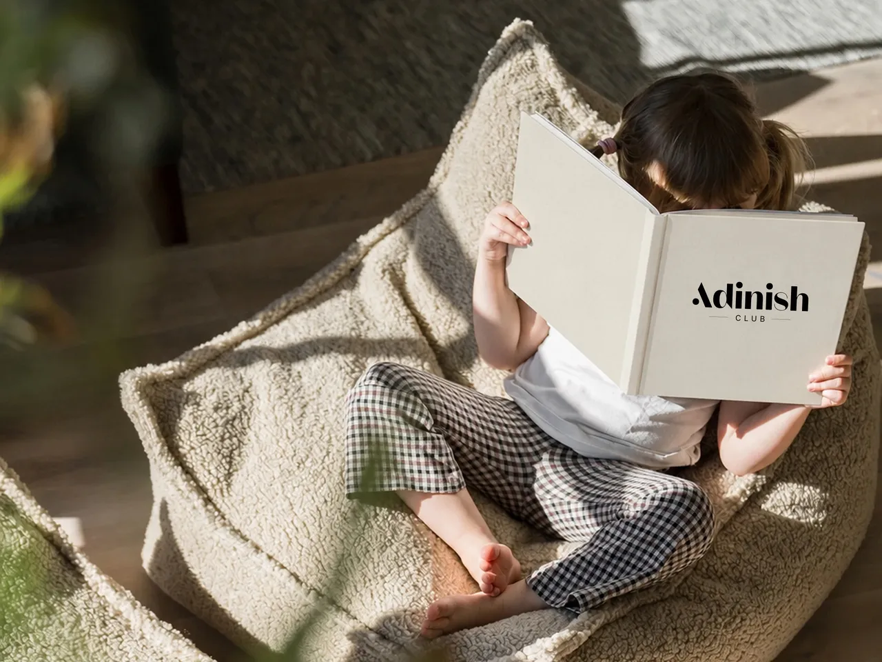 Hai în Adinish Club