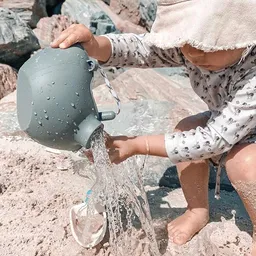 Watering can - 2