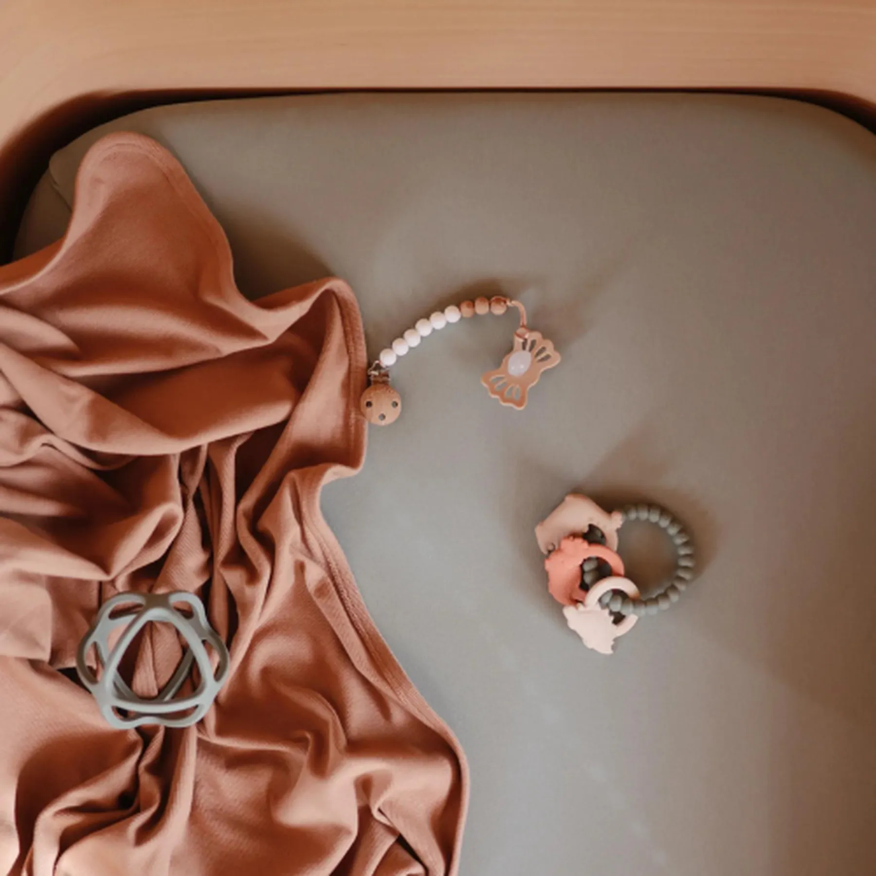 Jucărie pentru dentiție din silicon - 4