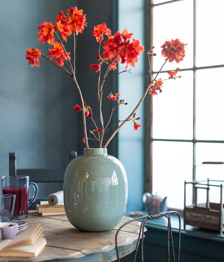 coloured-vases