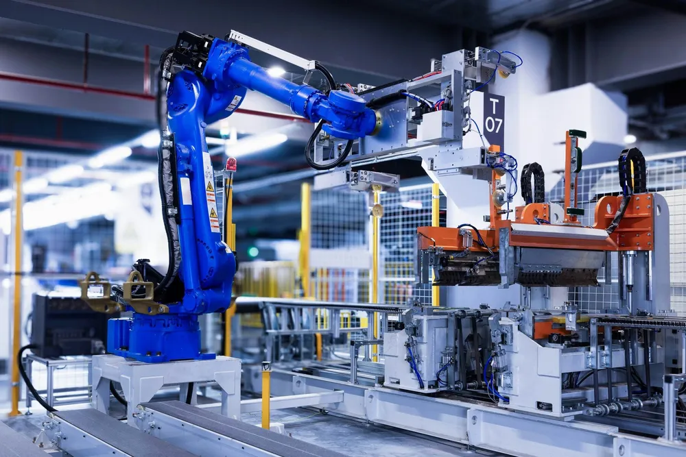 Industrial robot in an automated cell