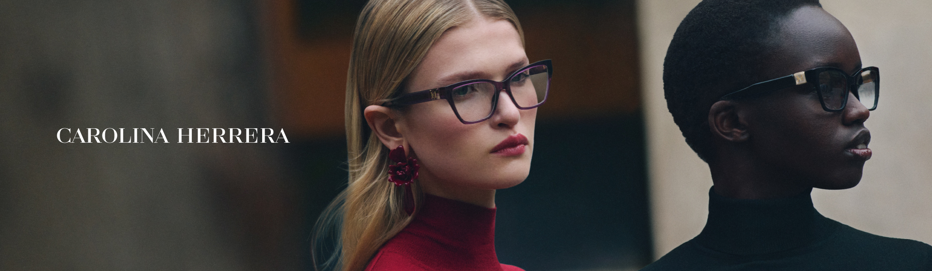 Zwei Personen mit Brillen von Carolina Herrera