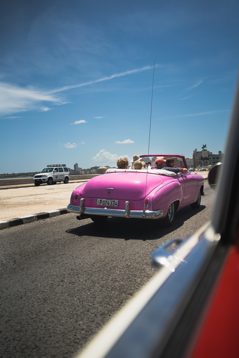 Cuba da vicino: Tra fascino coloniale e gioia di vivere caraibica