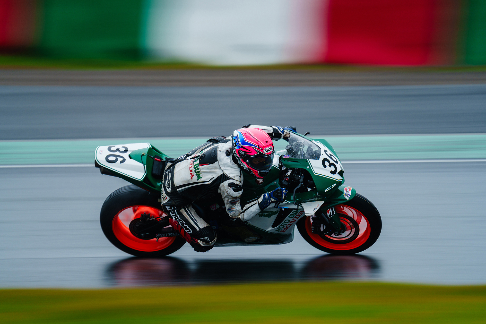 Photographier en conditions difficiles : pluie et faible luminosité