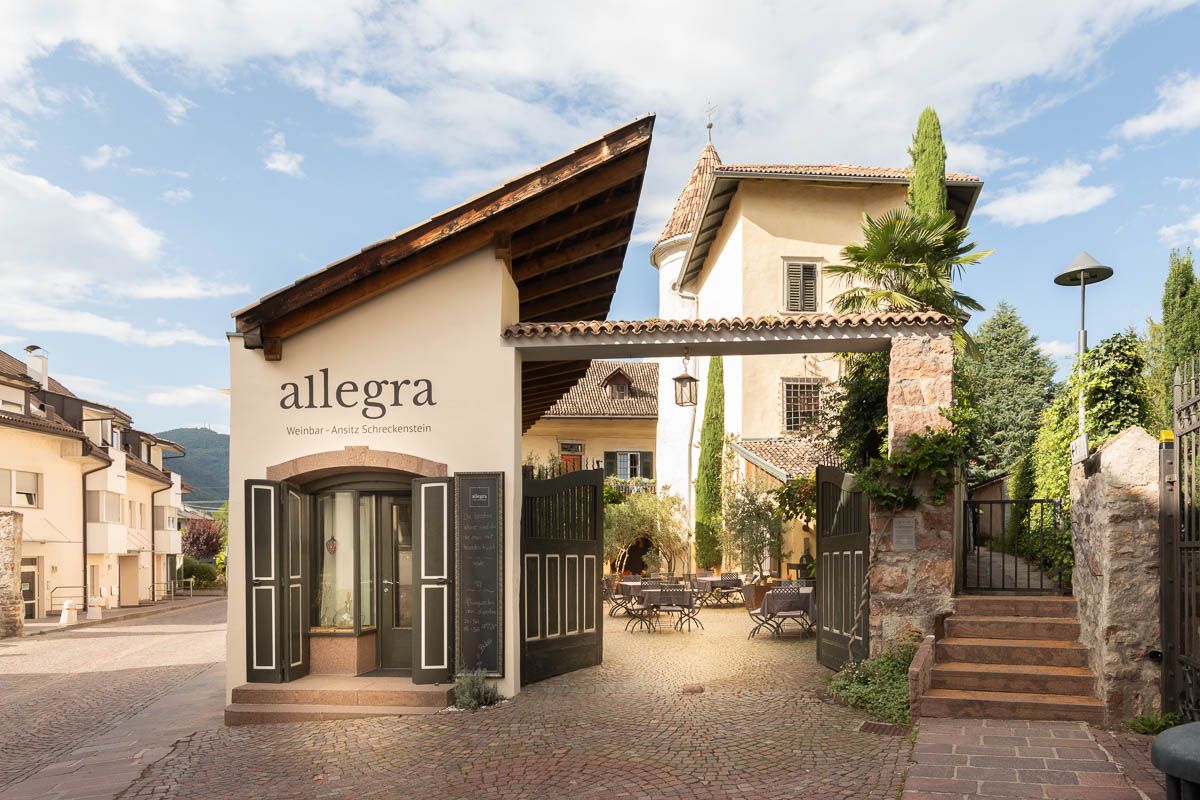 Special Location | Content Creation