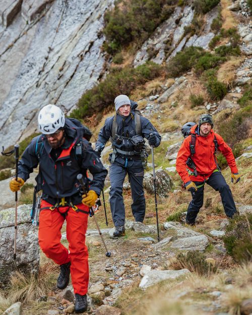 40+ Tips for Hiking in the Rain