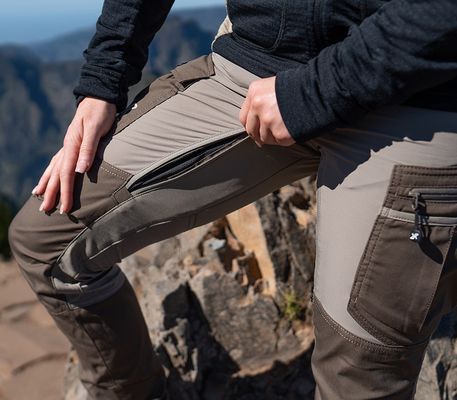 RevolutionRace Dames Hike & Dive Shorts, Hybride wandelshorts en zwembroeken voor alle buitenactiviteiten, Black, M