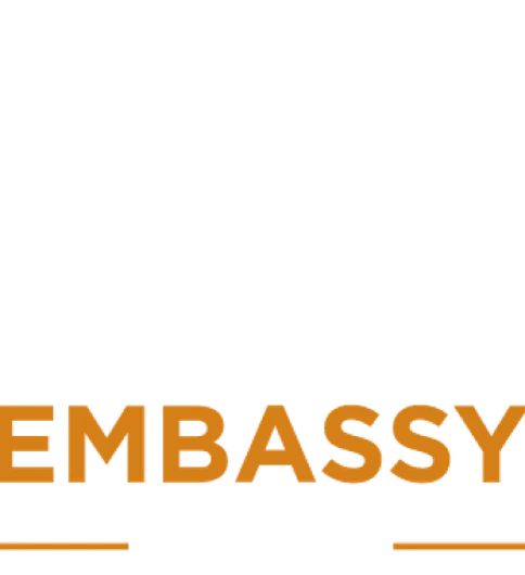 logo eop white