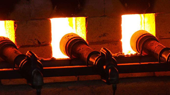 How boron enhances ceramic glazes