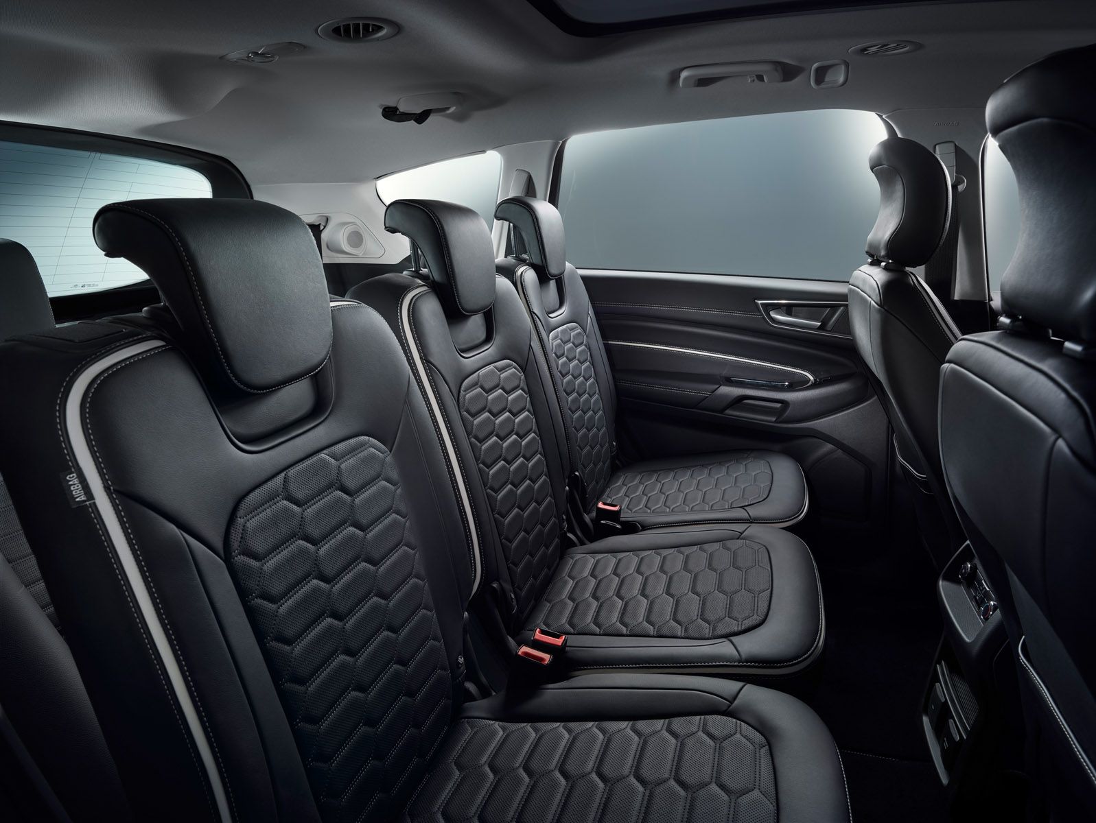 Ford S-Max rear seats