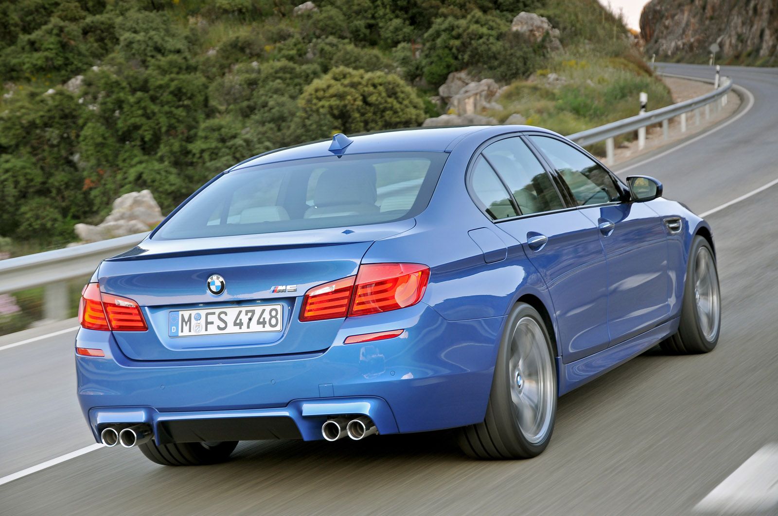 Blue BMW M5 (F10)