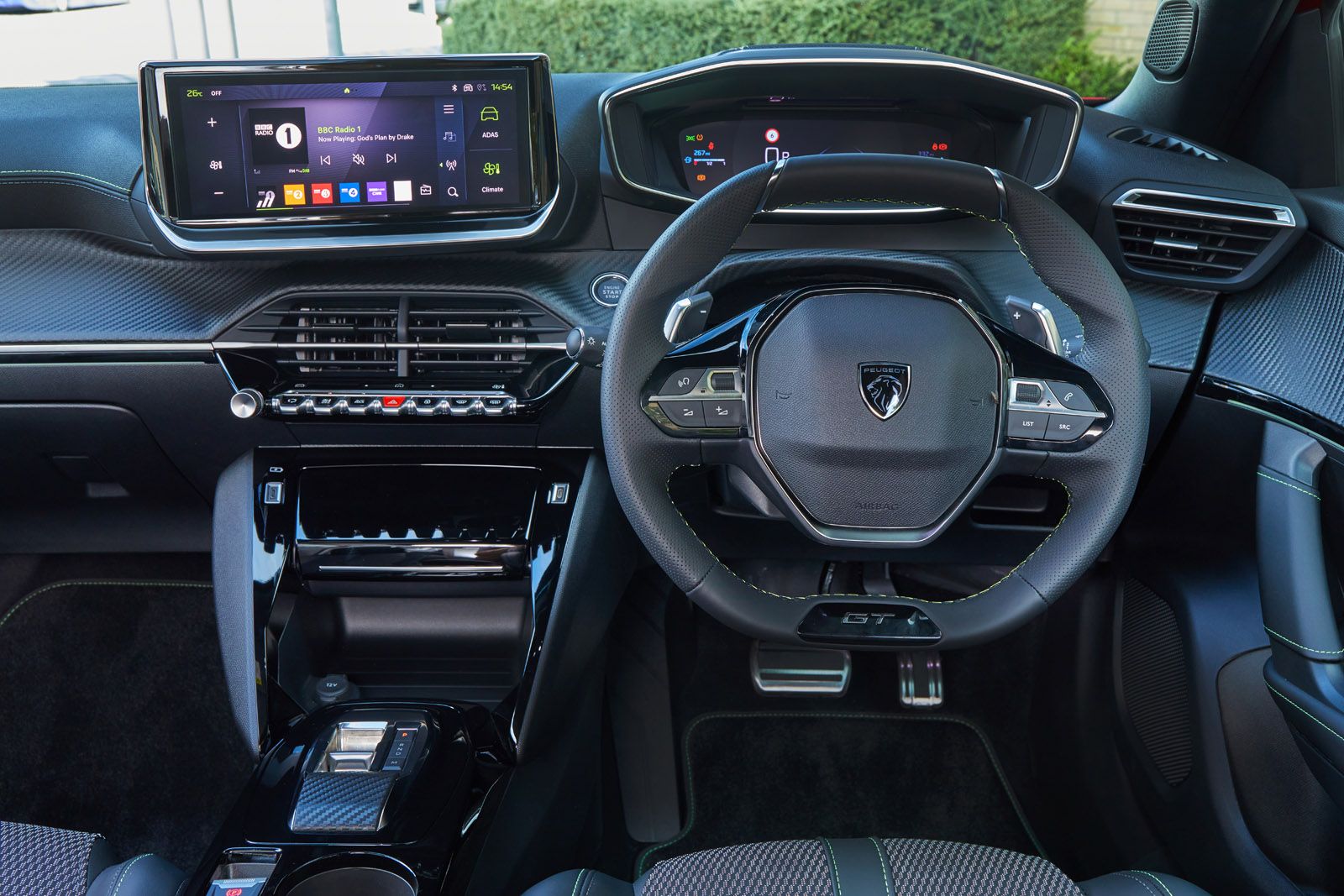 Peugeot 2008 cabin