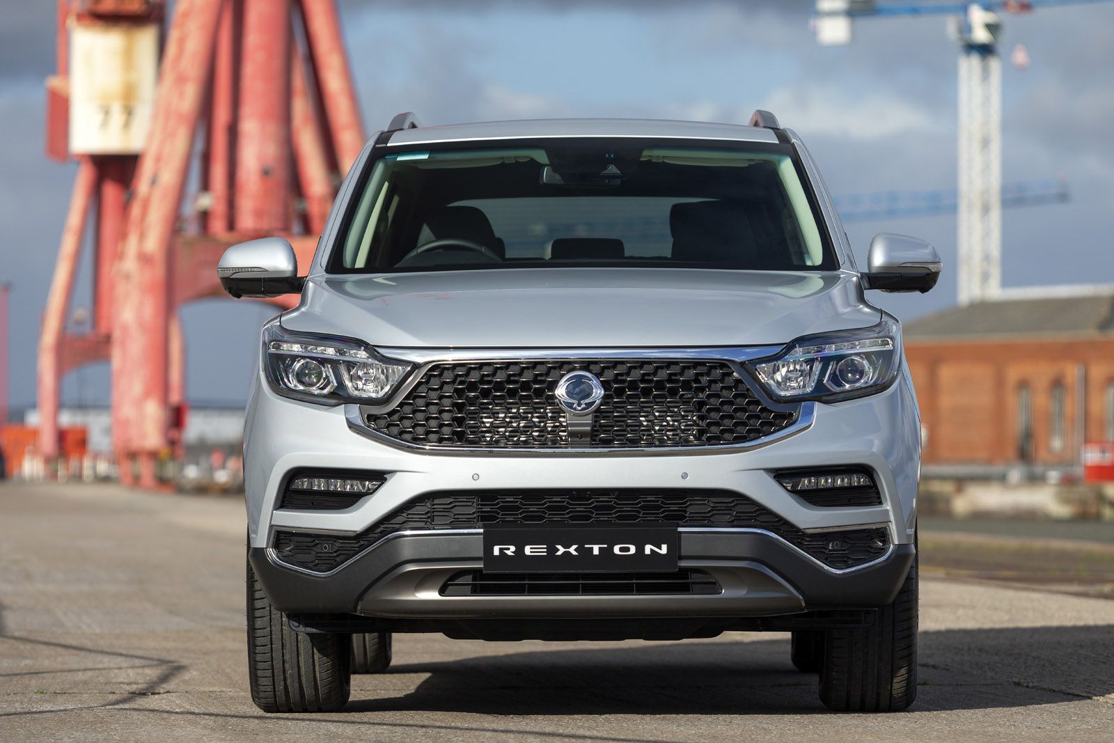 Silver KGM Rexton