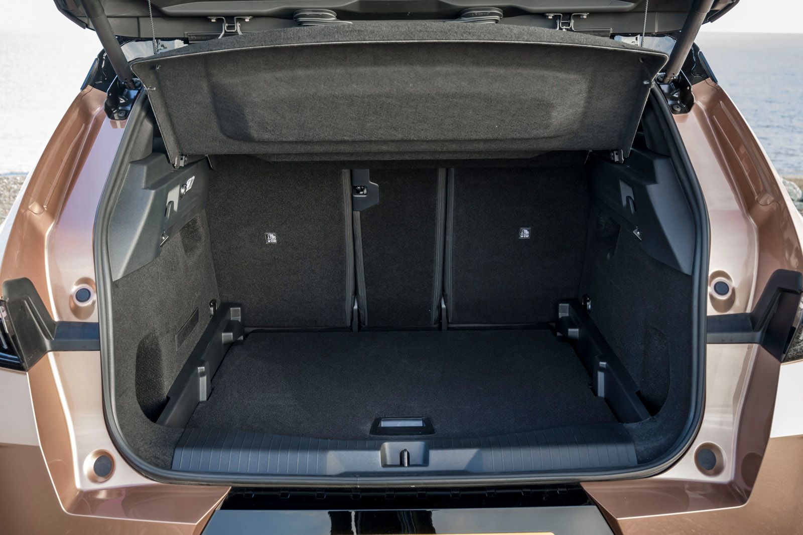 Vauxhall Grandland Electric boot space