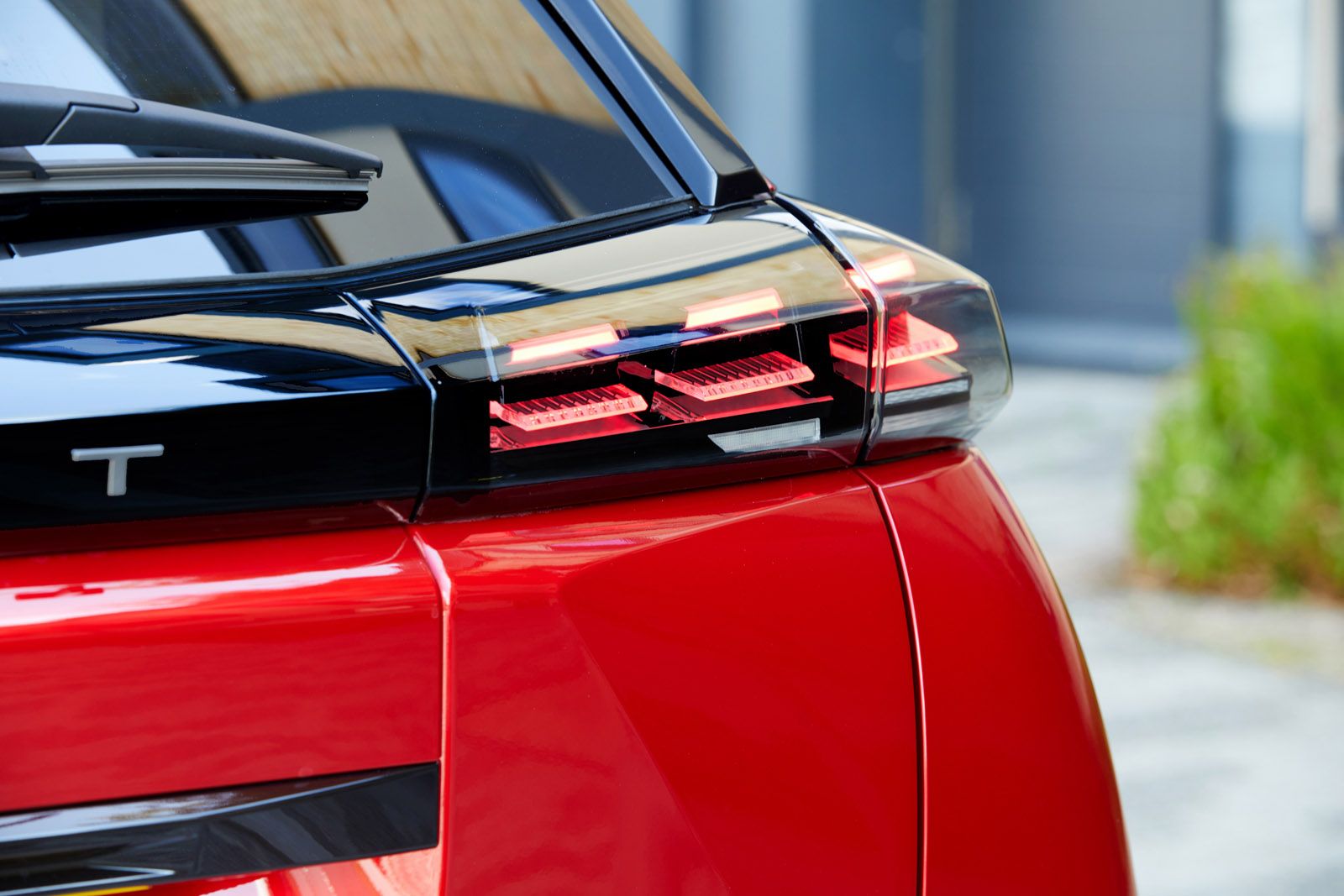 Peugeot 2008 rear light