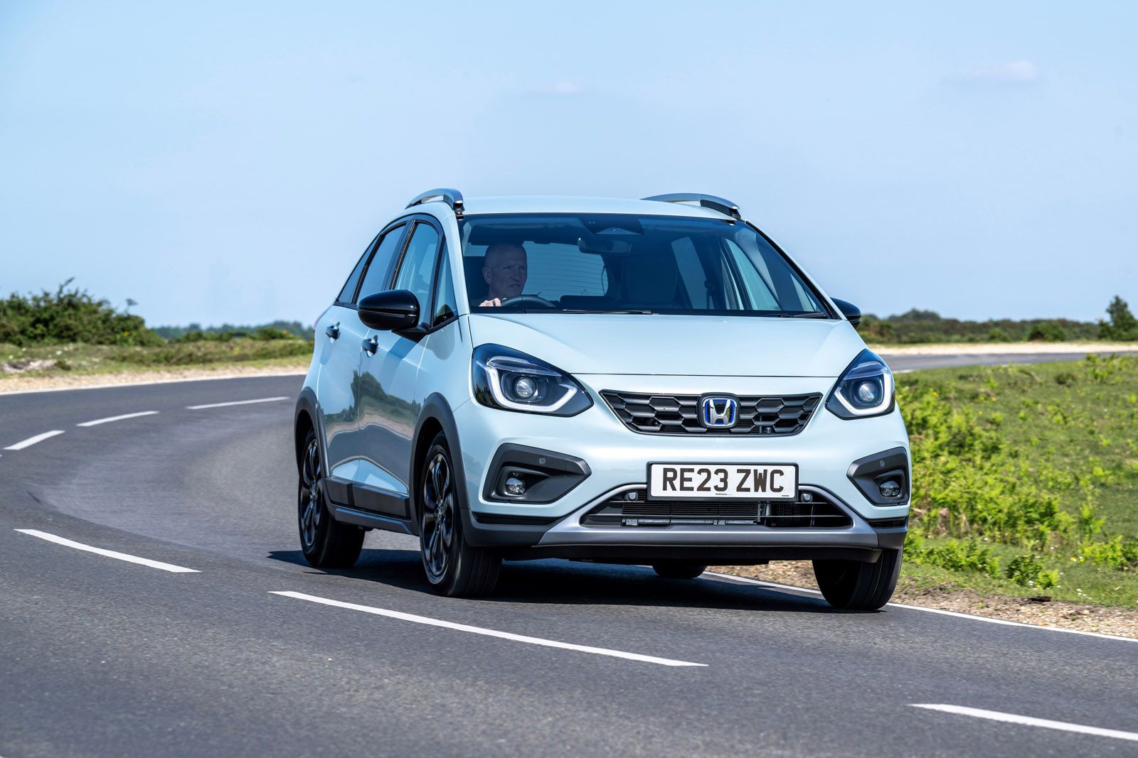 Small cars with high ground clearance - cinch