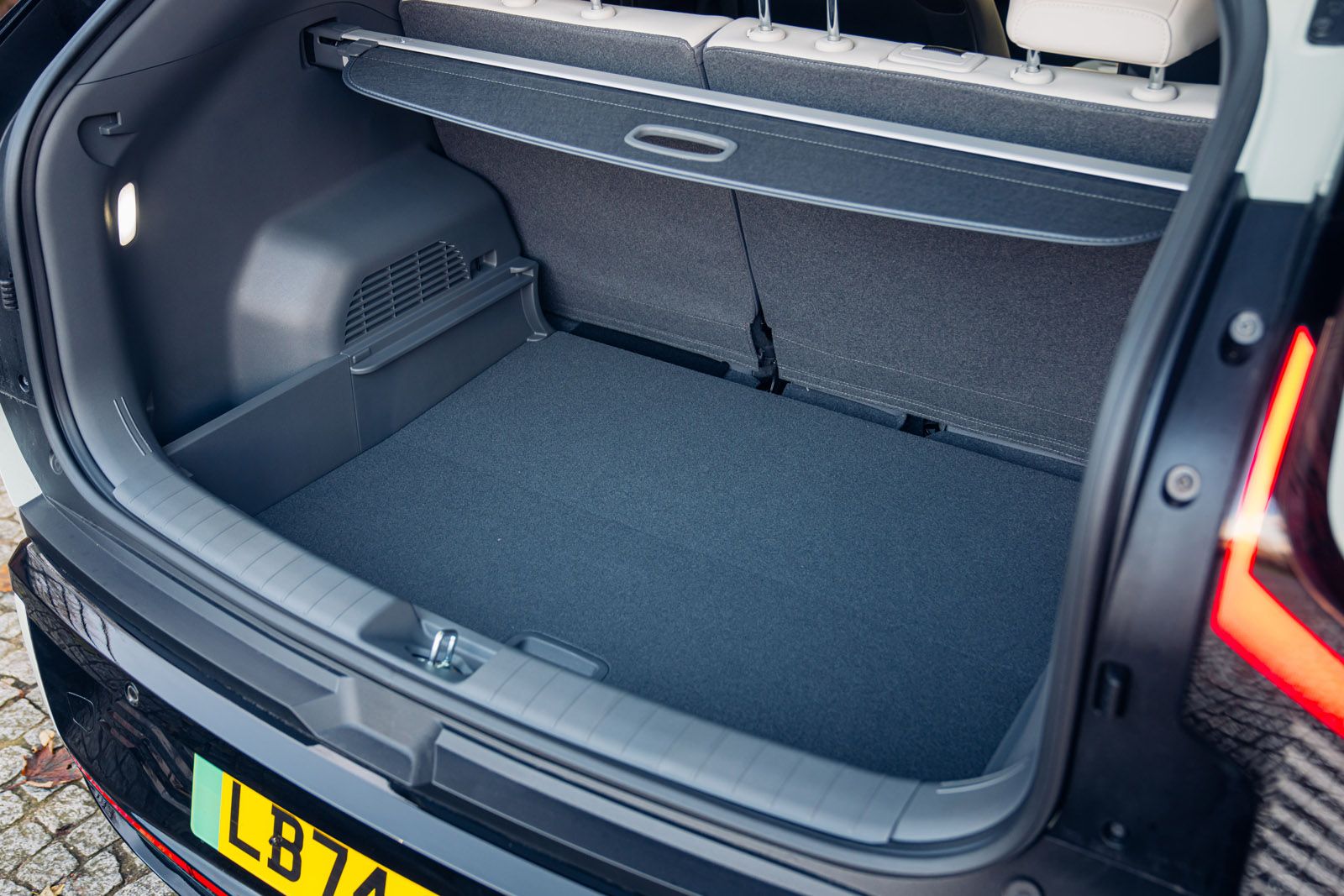 Kia EV3 boot