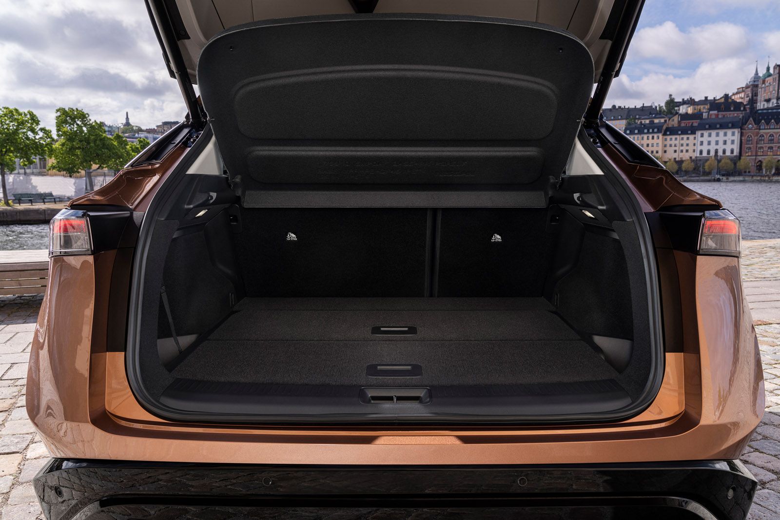 Nissan Ariya boot space