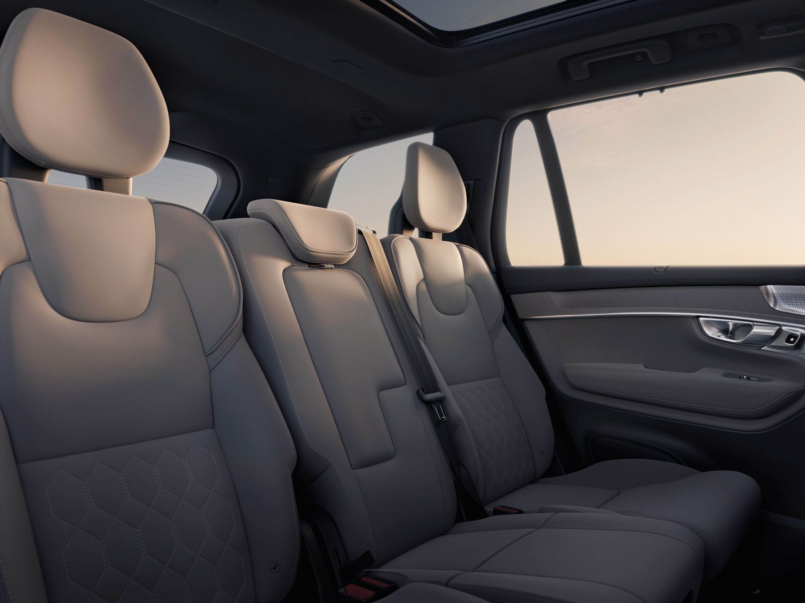 Volvo XC90 rear seats