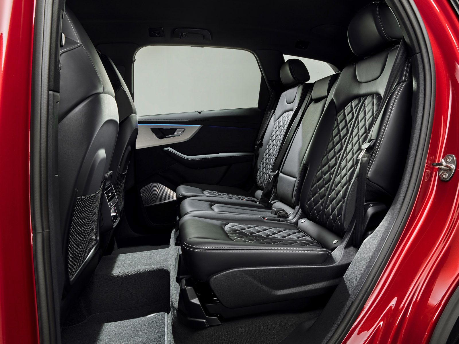 Audi Q7 rear seats