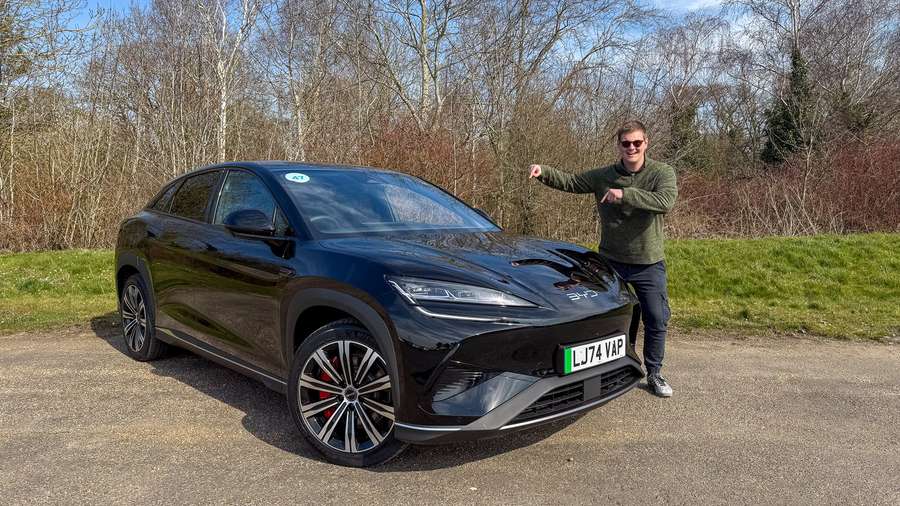 BYD SEALION 7 and Ben Welham