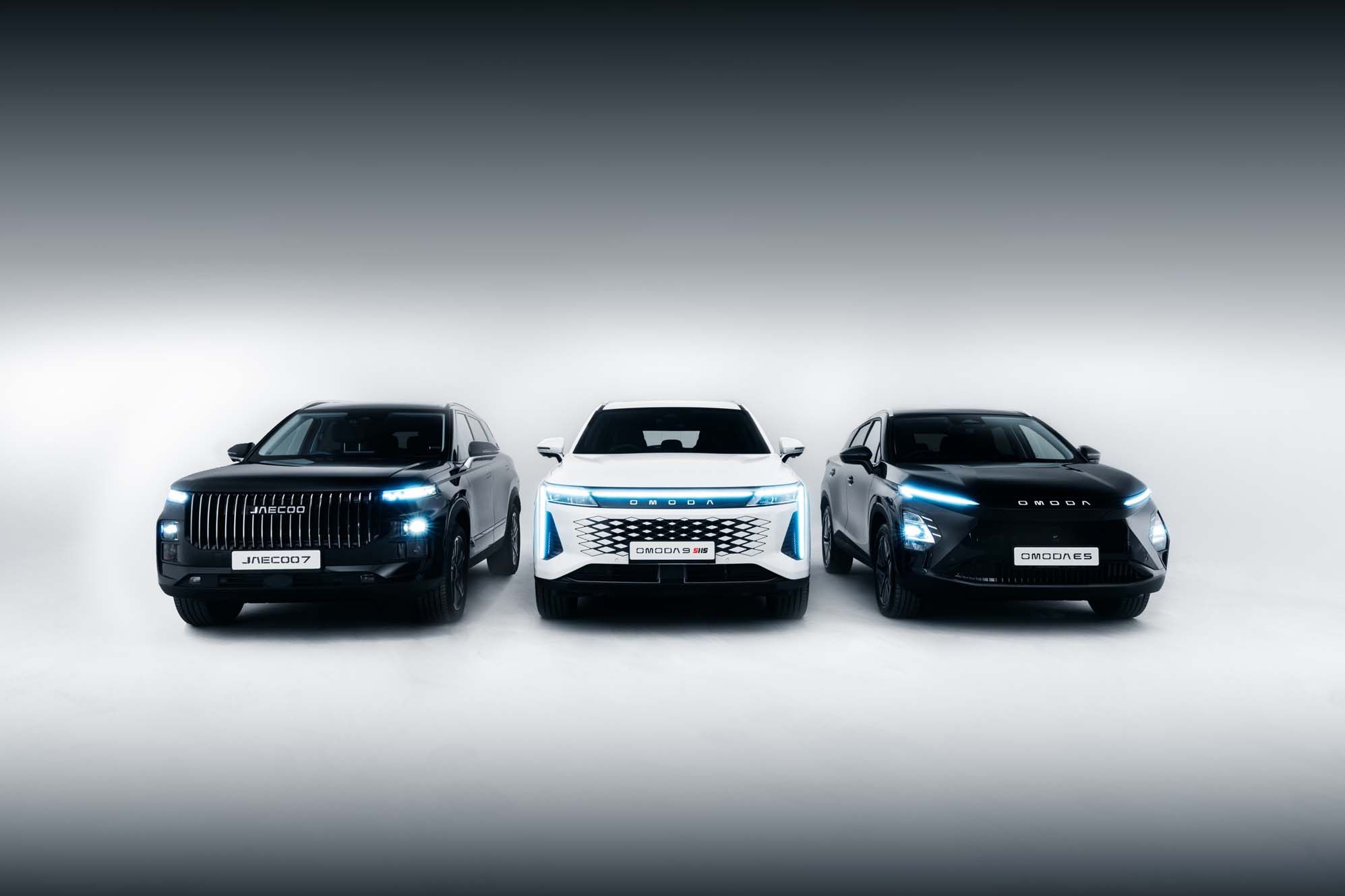 JAECOO 7, OMODA 9 SHS and OMODA E5 group picture