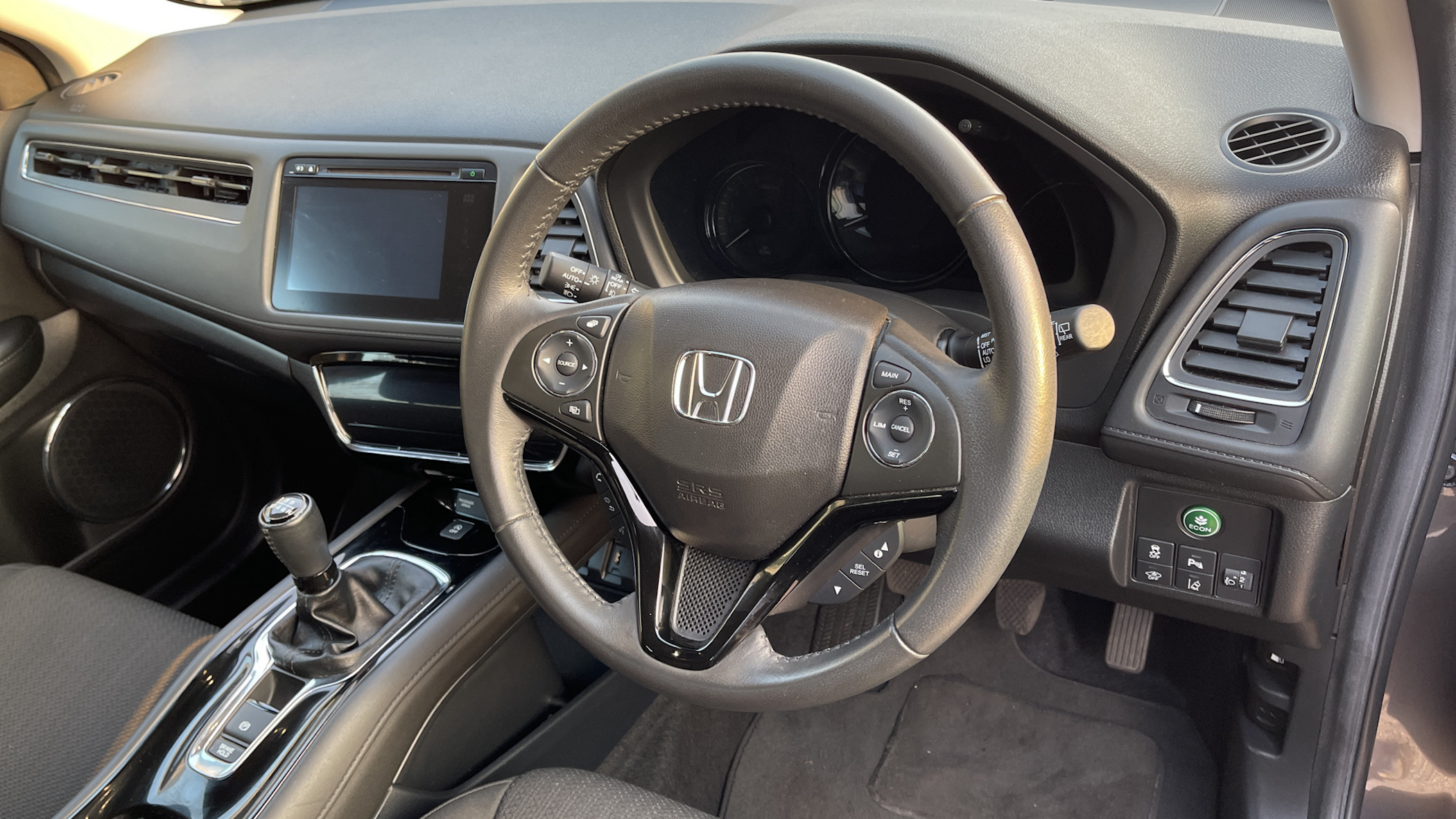 honda hr-v interior