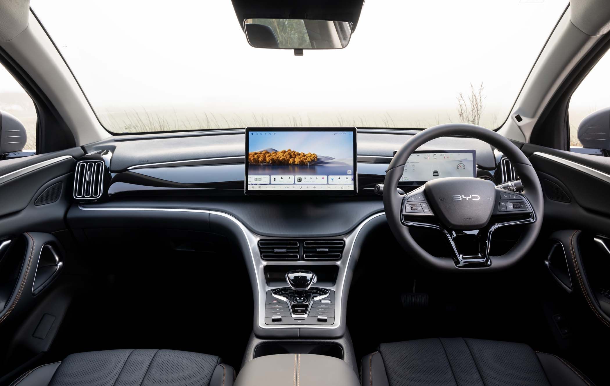 BYD SEALION 5 interior