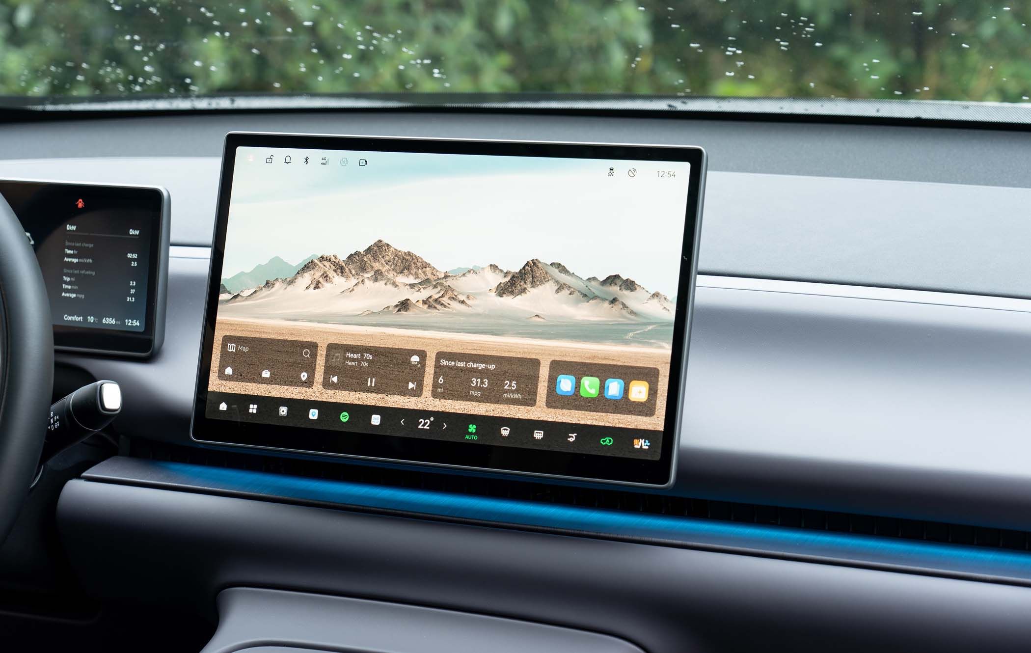 Leapmotor C10 REEV infotainment display