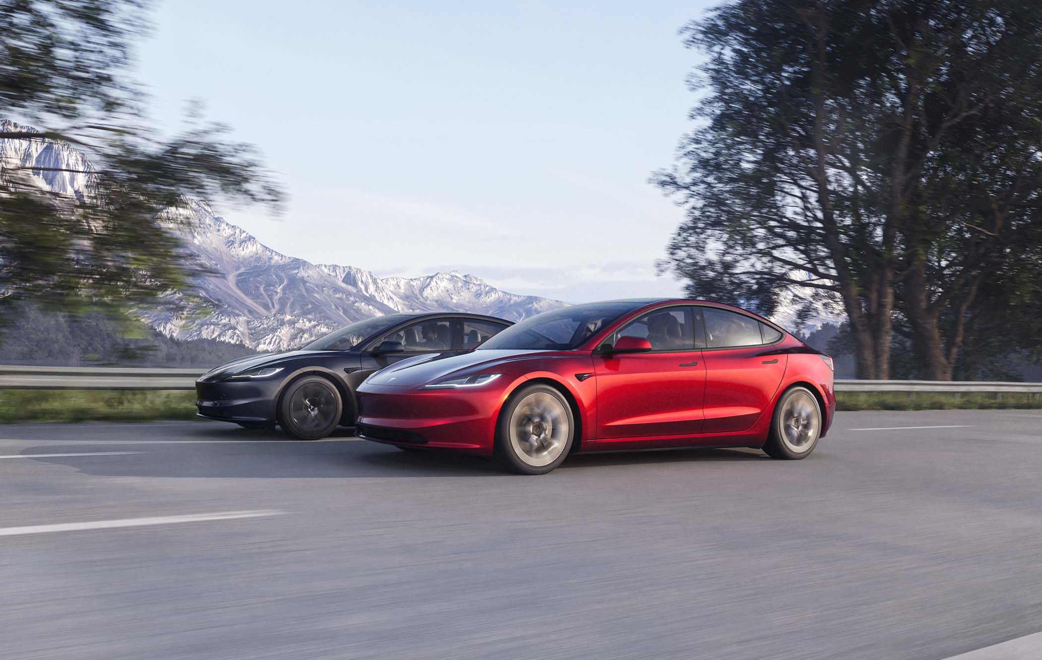 Tesla Model 3 side