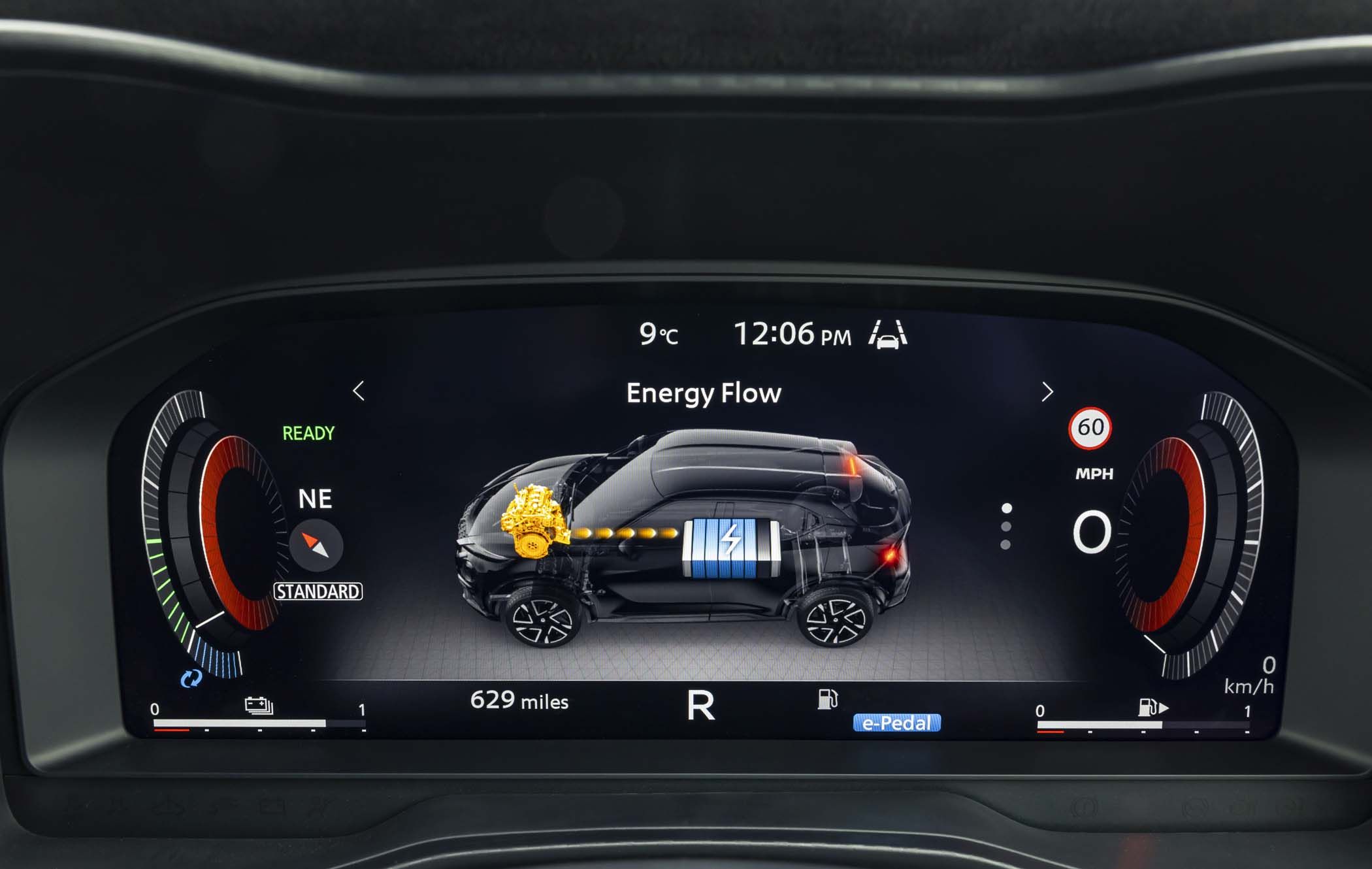 Nissan Juke digital instrument cluster