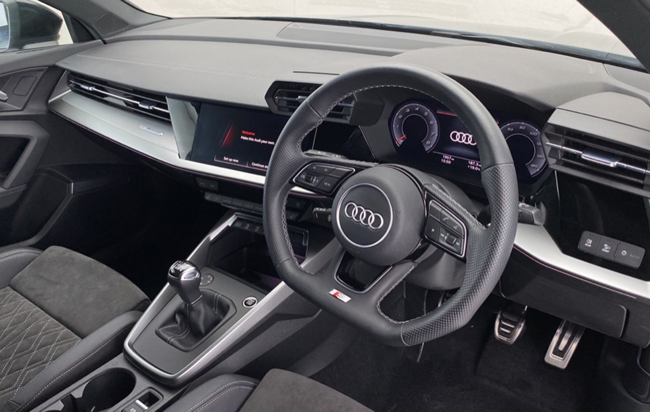 Audi A3 35 TFSI Edition 1 cinch Spotlight cinch