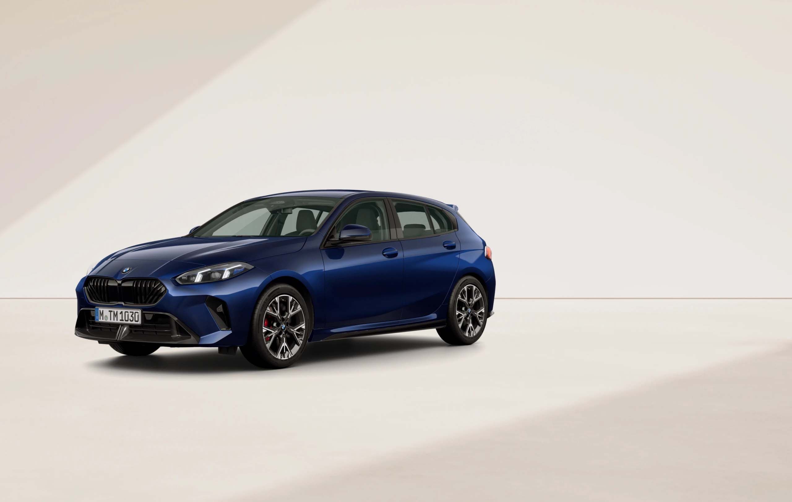 BMW 1 Series exterior finished in Tanzanite Blue