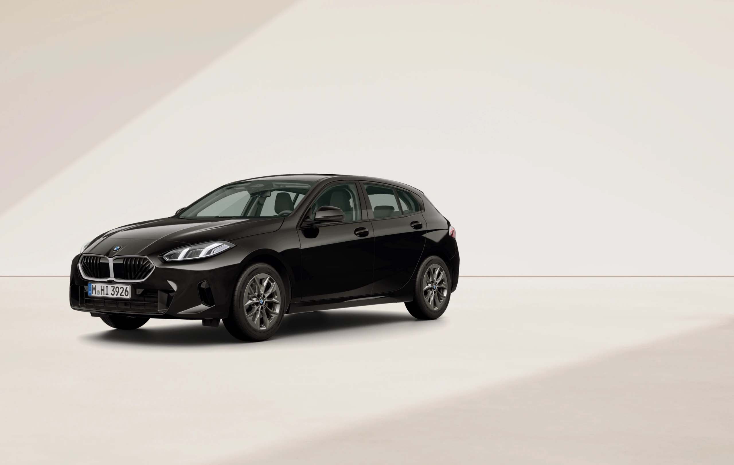 BMW 1 Series exterior finished in Jet Black