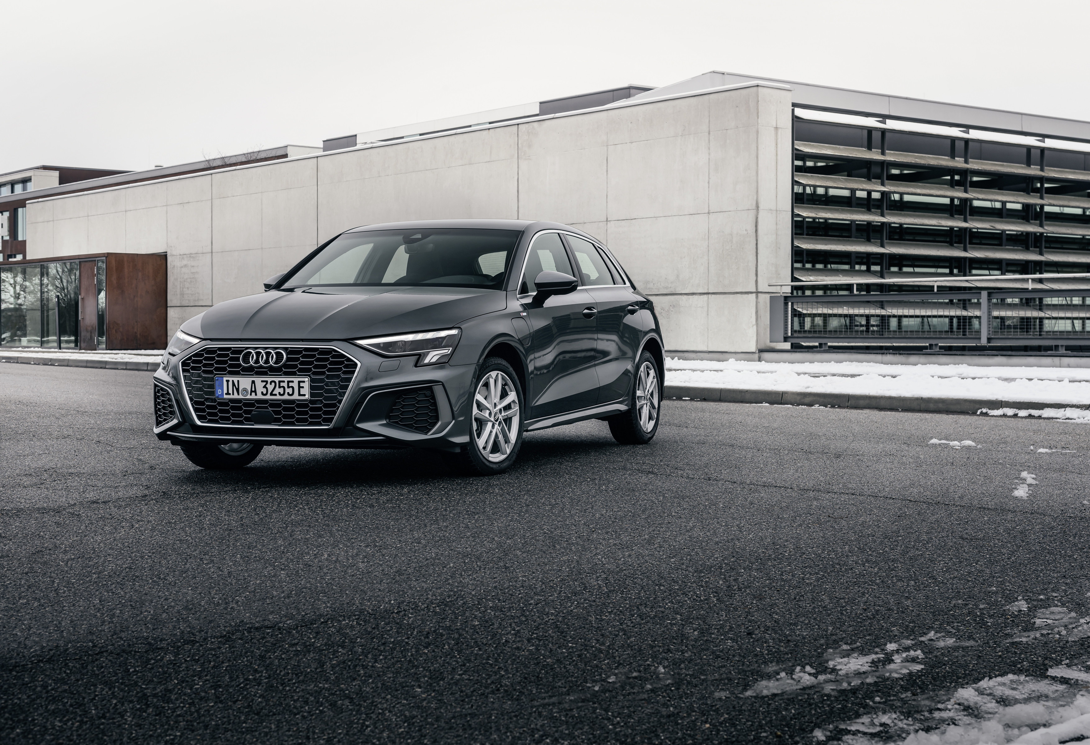 A grey Audi A3 Sportback 40 TFSI e 