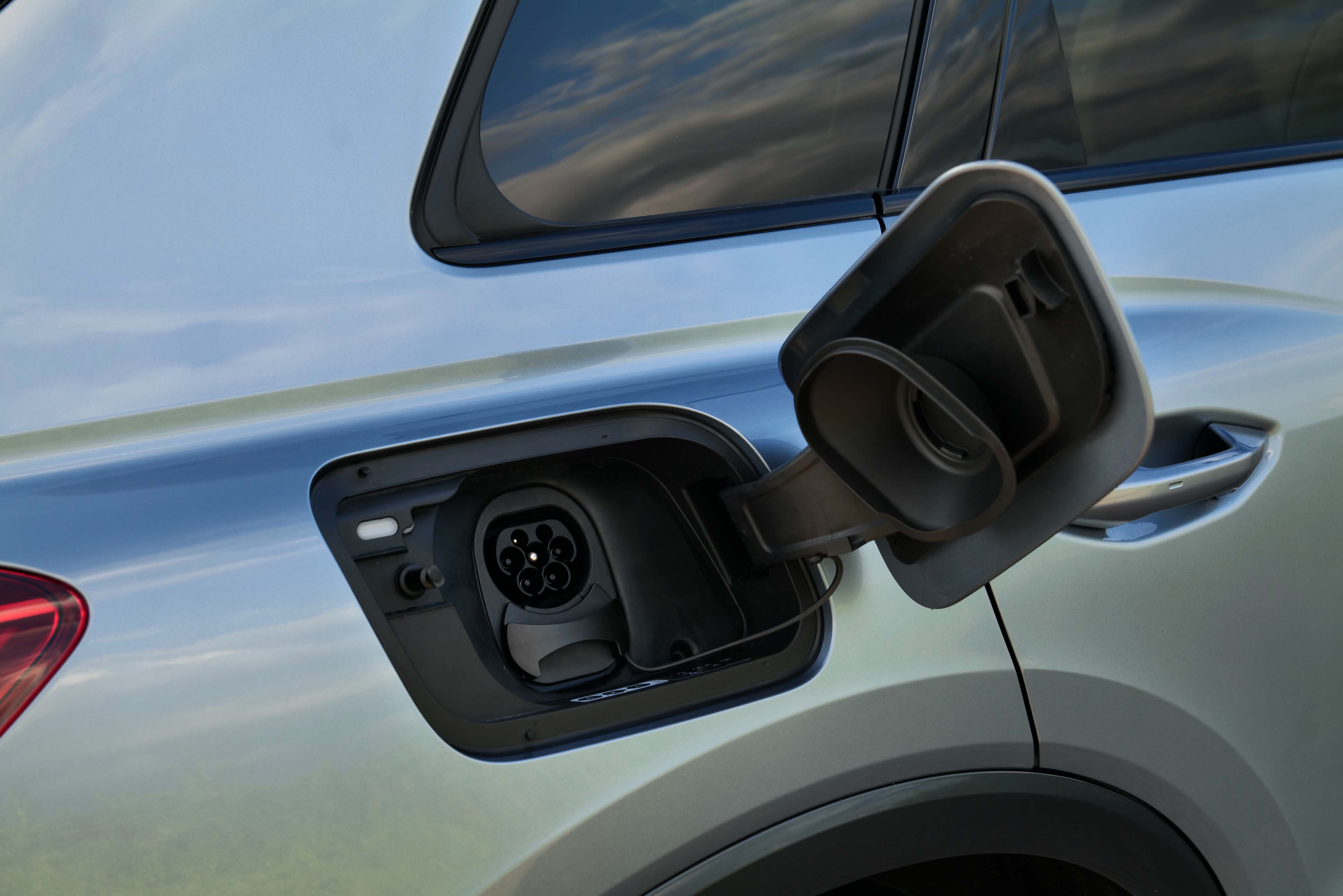 Audi Q4 e-tron charging port