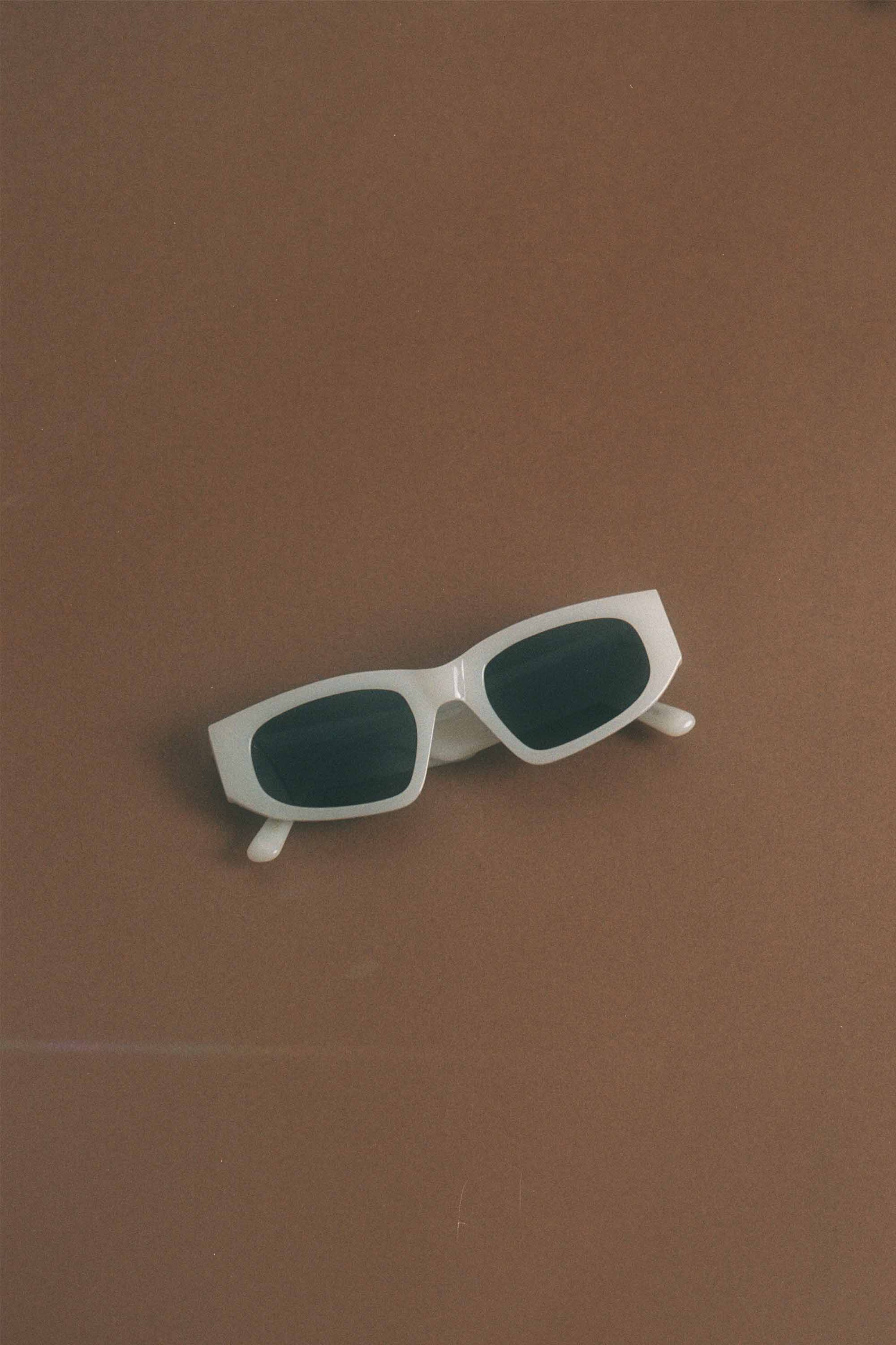 Monokel Eyewear sunglasses Eclipse Pearl